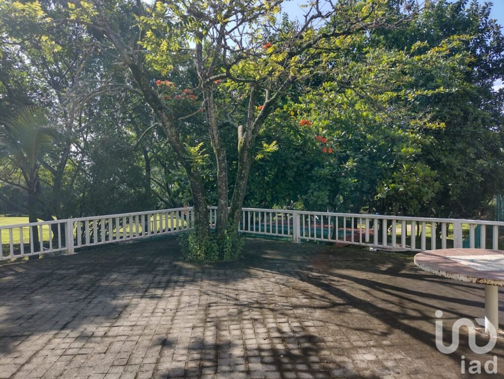 Finca en Venta en Tepoztlán con escrituras, fácil acceso y en zona privilegiada