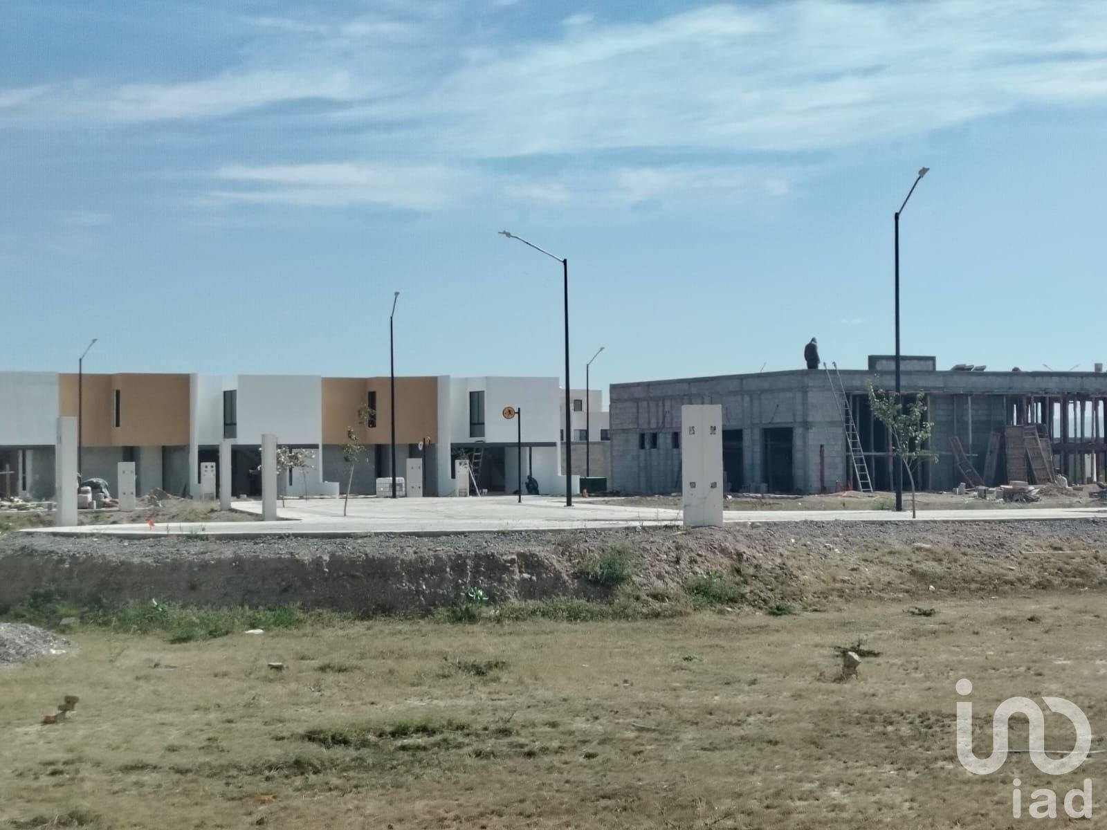 VENTA DE TERRENO EN FRACCIONAM IENTO PUERTA NATURA DE 105M2 EN LA CIUDAD DE SAN LUIS POTOSI VENTA DE TERRENO EN FRACCIONAM IENTO PUERTA NATURA DE 105M2 EN LA CIUDAD DE SAN LUIS POTOSI