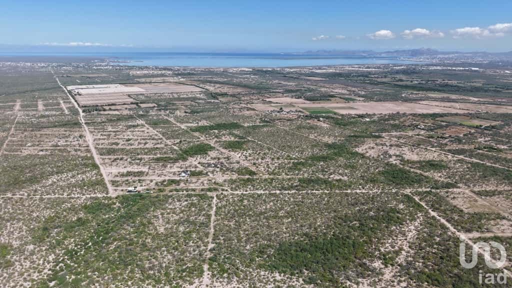 Venta de Terrenos 1,500m2 Chametla