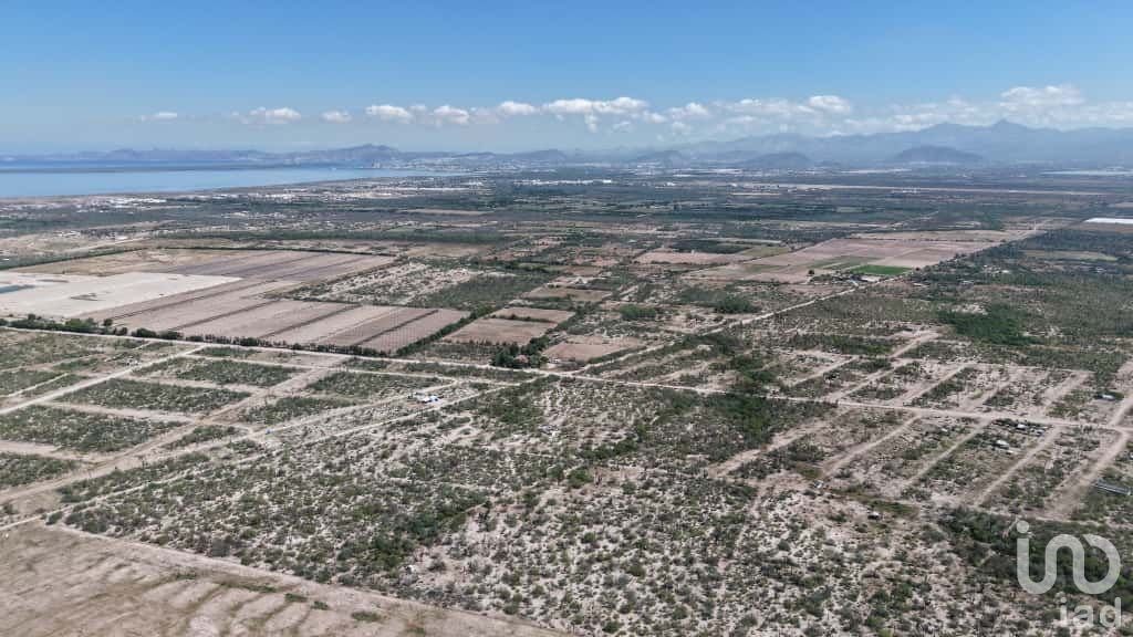 Venta de Terrenos 1,500m2 Chametla