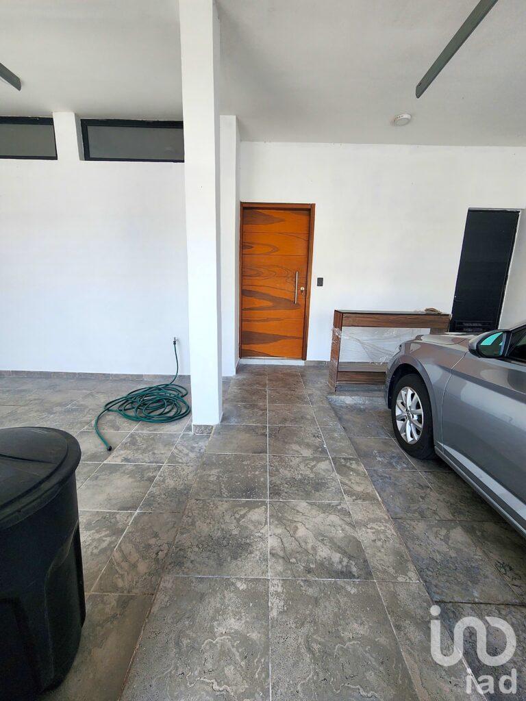 LOMAS DE LA RIOJA CON VISTA A LA LAGUNA DE MANDINGA