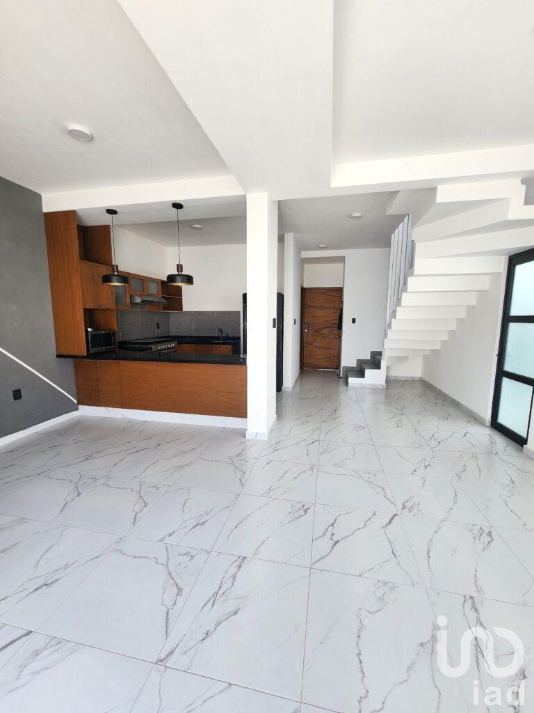 LOMAS DE LA RIOJA CON VISTA A LA LAGUNA DE MANDINGA