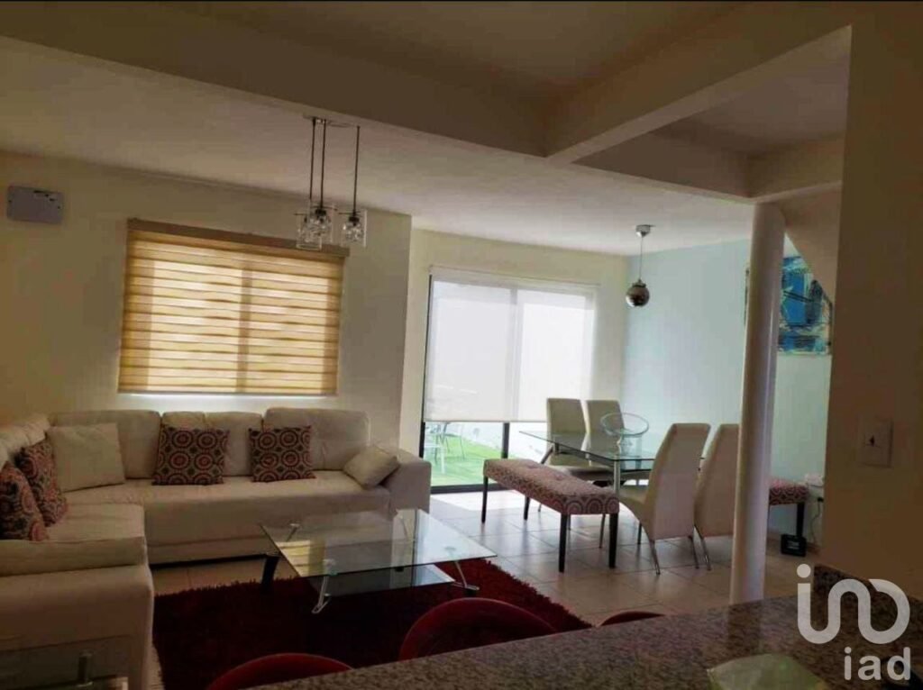 RENTA CASA AMUEBLADA CON AMENIDADES