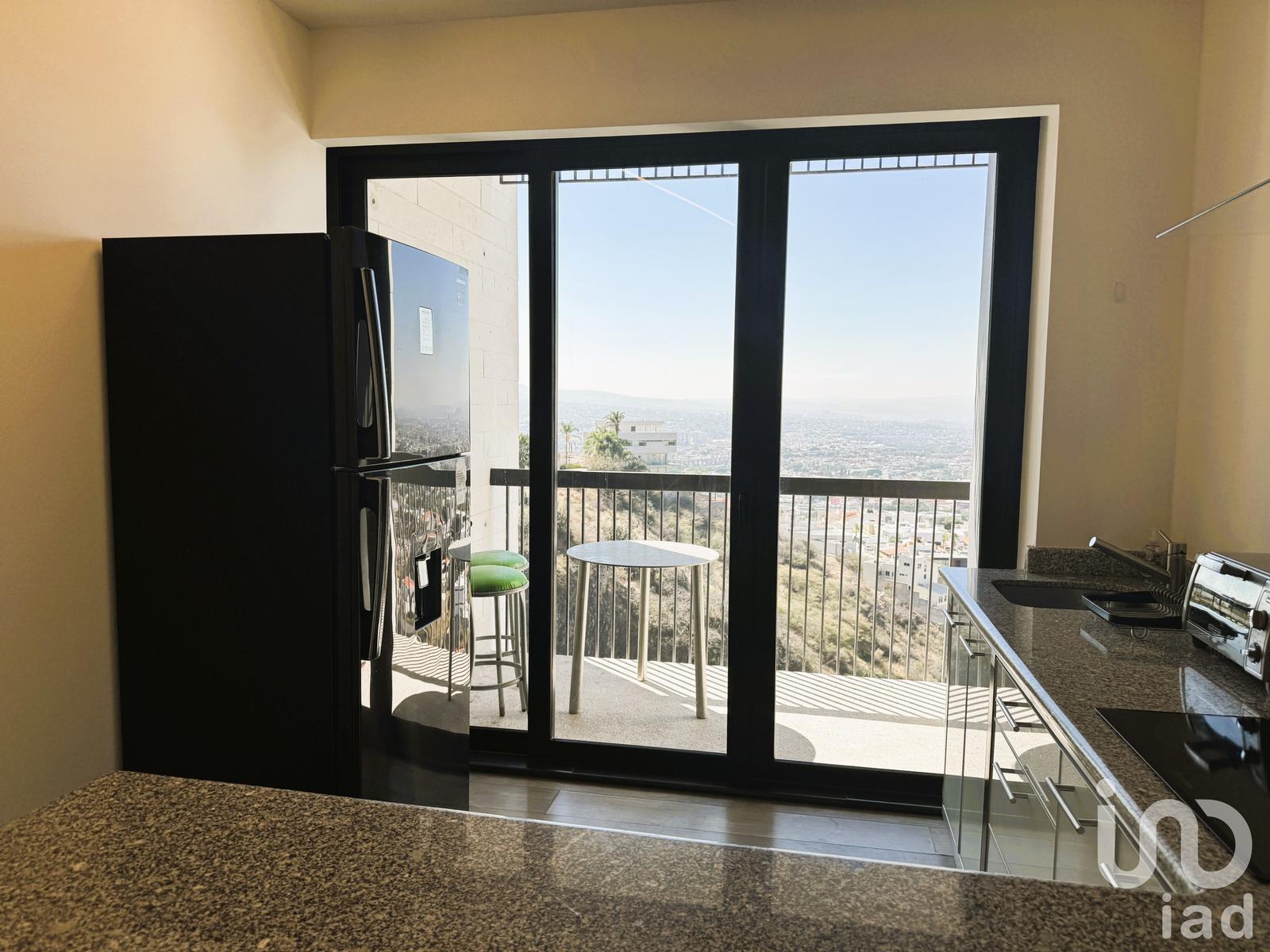 Renta Departamento Torre Adamant Campanario