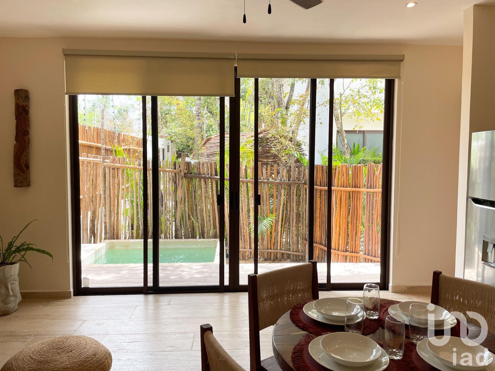 Departamento amueblado con terraza privada en Aktal Tulum, ideal para renta temporal.