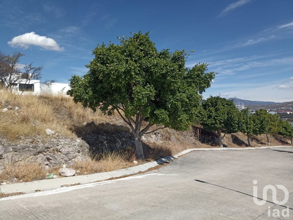 VENTA TERRENO REAL DE JURIQUILLA CASCADAS DEL ENCANTO