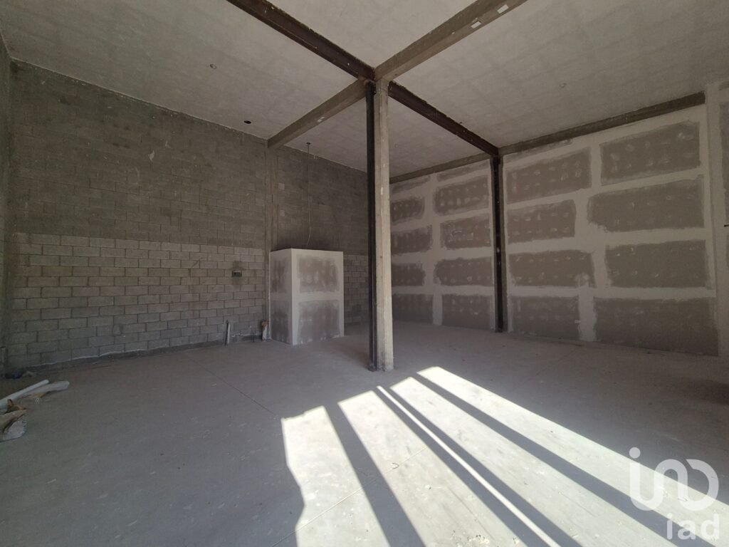 LOCAL EN RENTA EN LA HENEQUEN CERCA DE LAS GLADIOLAS