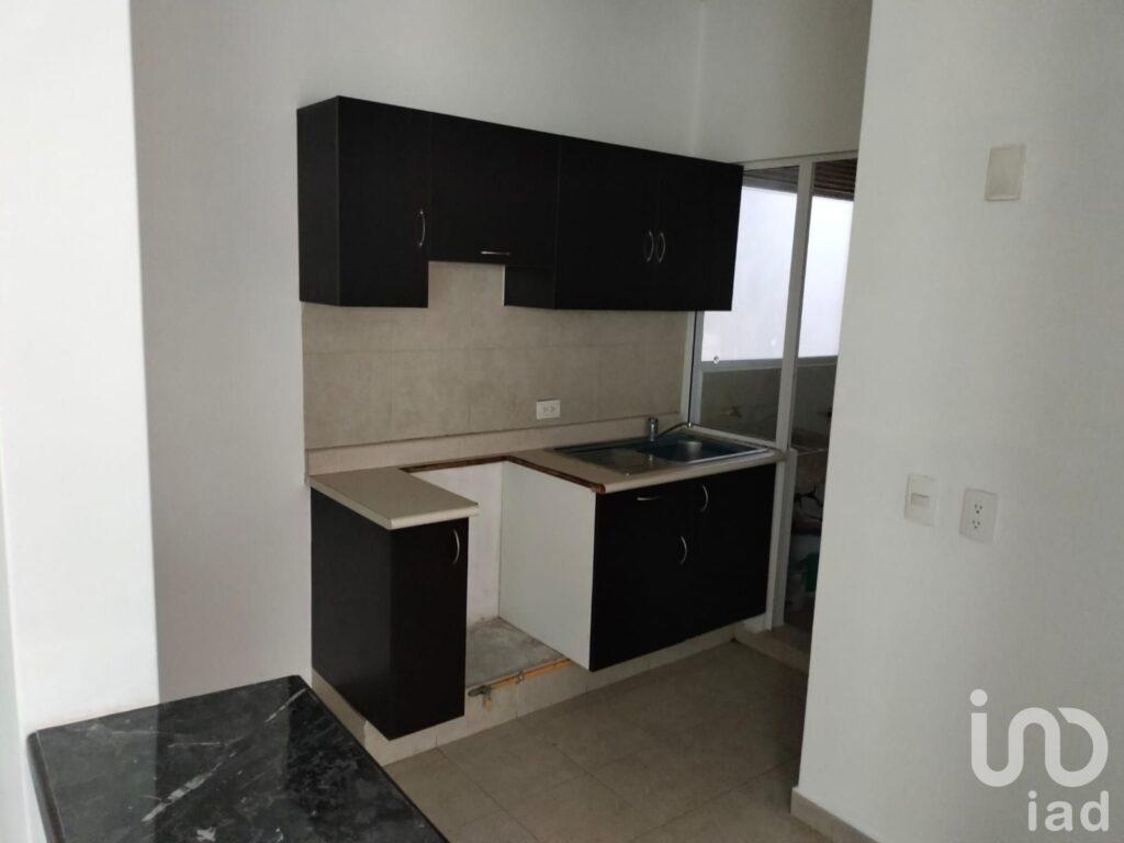 VENTA DE DEPARTAMENTO PB EN EJE CENTRAL