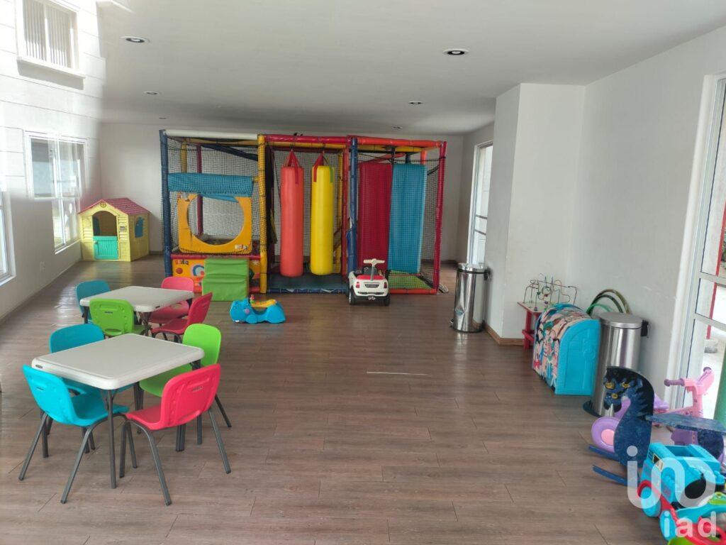 VENTA DE DEPARTAMENTO PB EN EJE CENTRAL