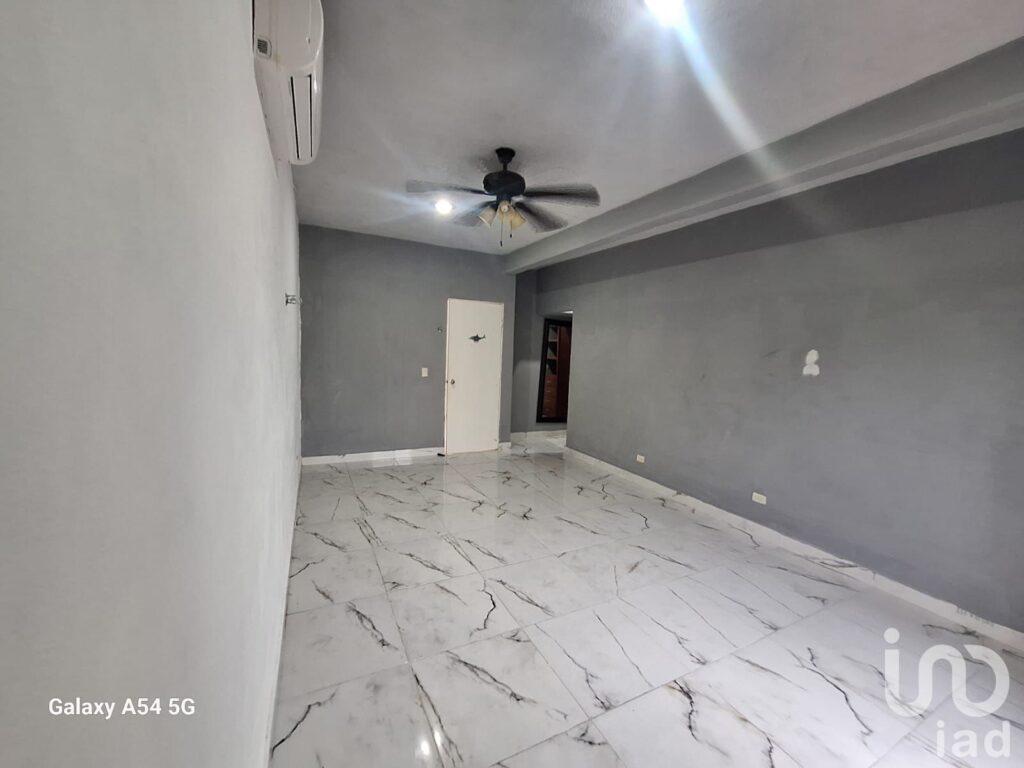 CASA EN RENTA EN JARDINES DE BONAMPAK SM. 77 CANCUN, Q.ROO