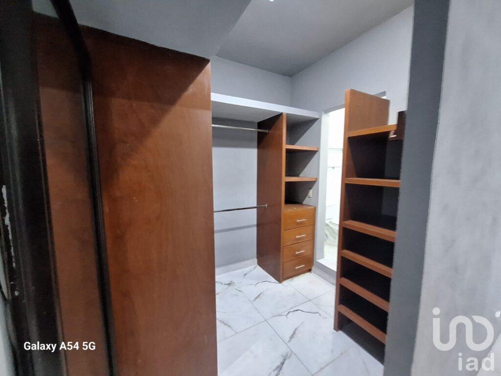 CASA EN RENTA EN JARDINES DE BONAMPAK SM. 77 CANCUN, Q.ROO