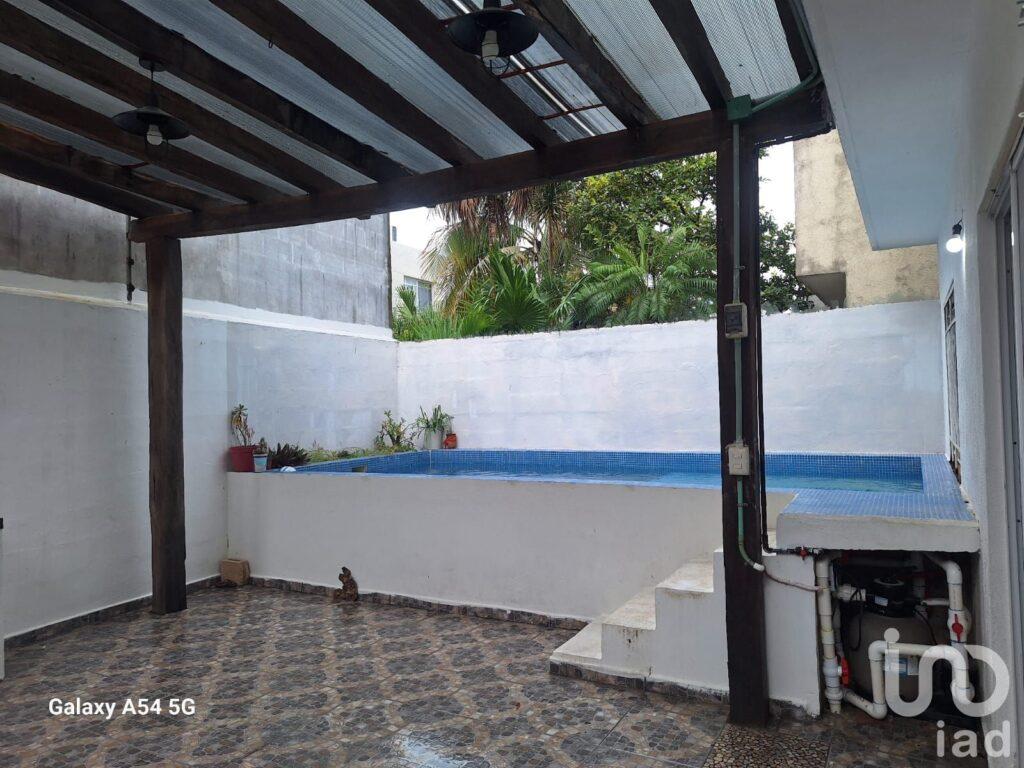 CASA EN RENTA EN JARDINES DE BONAMPAK SM. 77 CANCUN, Q.ROO
