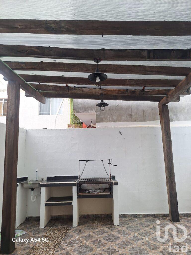 CASA EN RENTA EN JARDINES DE BONAMPAK SM. 77 CANCUN, Q.ROO