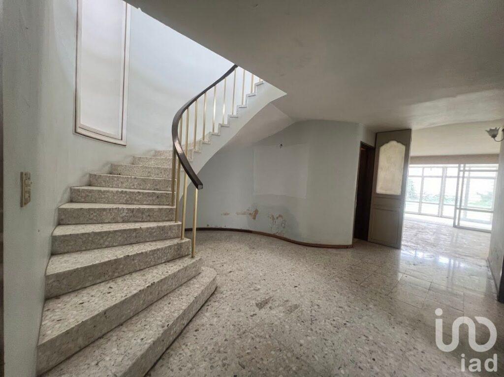 Casa en venta a precio de terreno