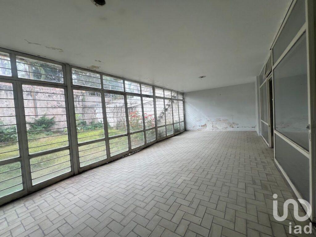 Casa en venta a precio de terreno