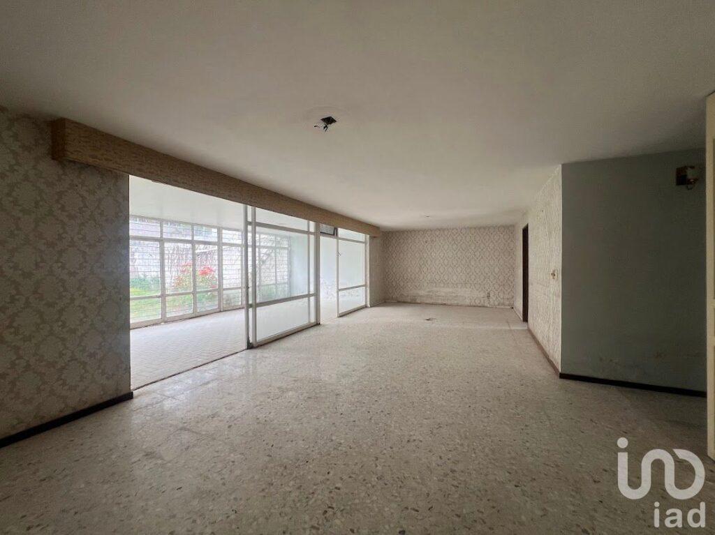 Casa en venta a precio de terreno