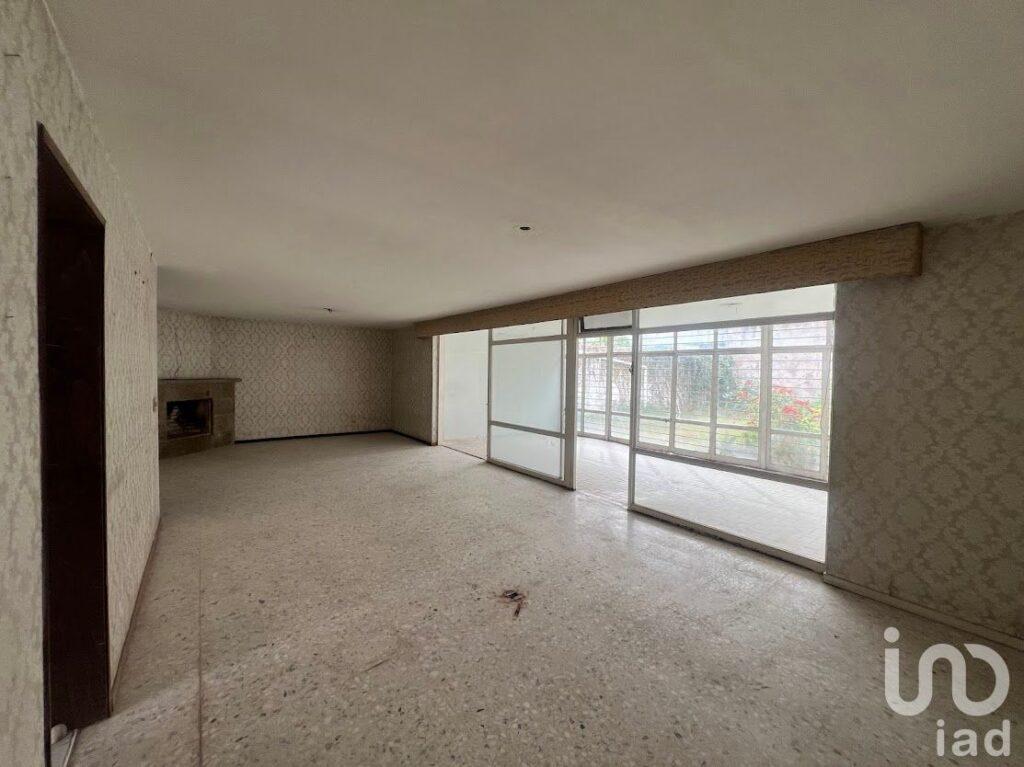 Casa en venta a precio de terreno