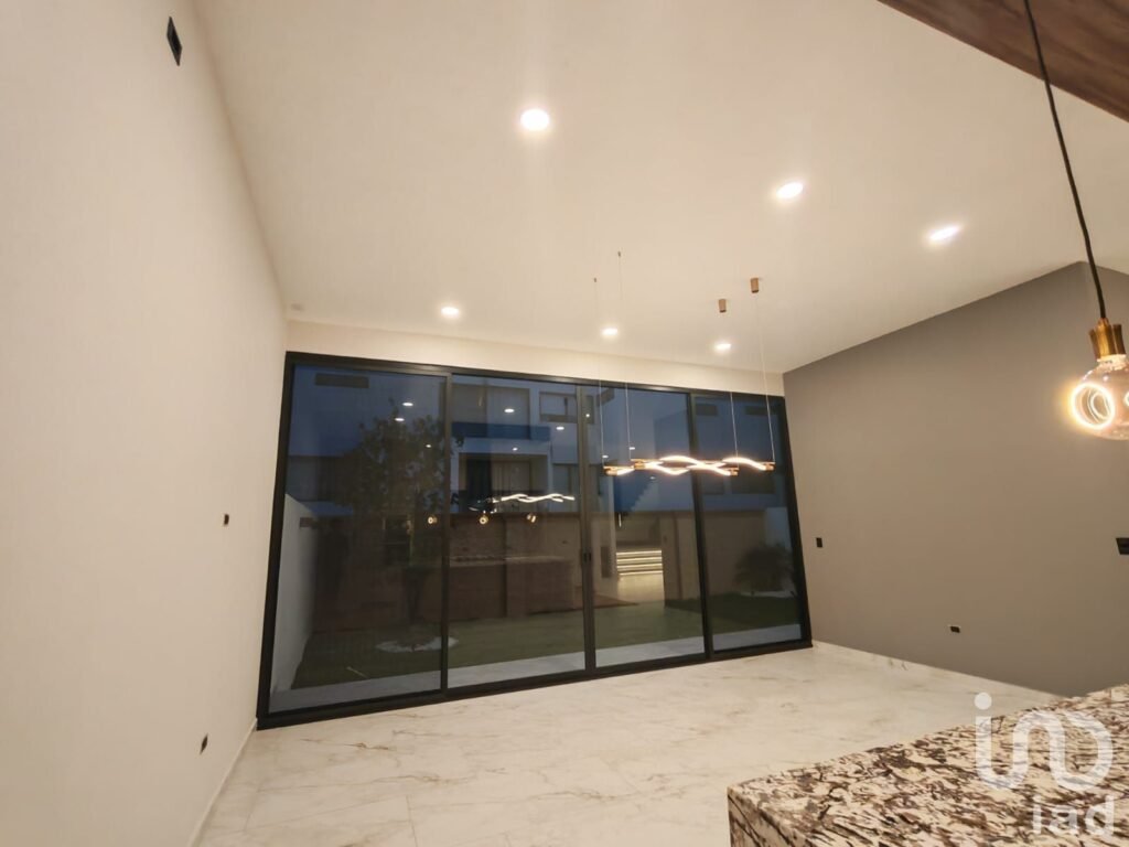 VENTA DE CASA EN LOMAS DE ANGELOPOLIS