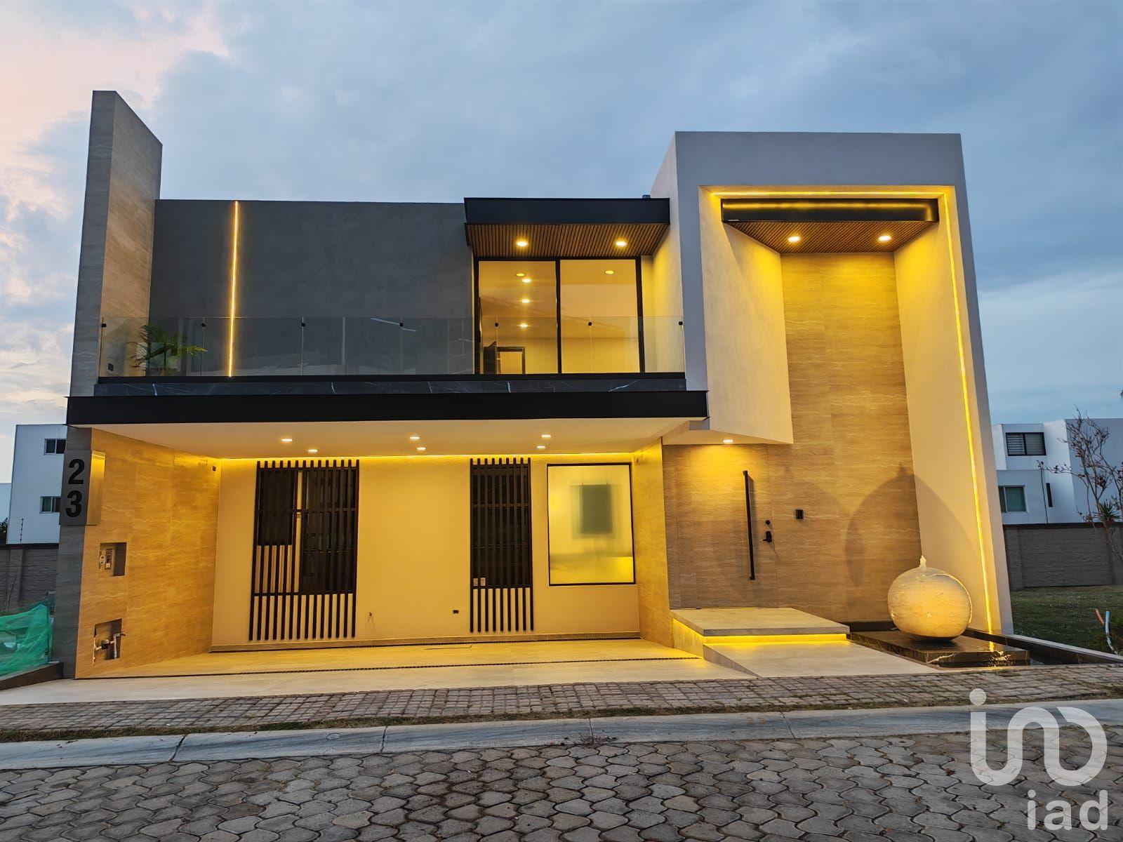 VENTA DE CASA EN LOMAS DE ANGELOPOLIS