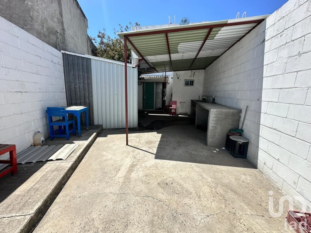 LOCAL EN RENTA EN JARDINES DEL BOSQUE MAZATLAN SINALOA