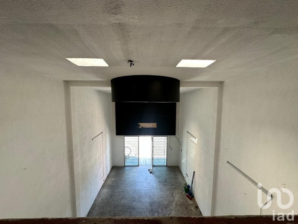 LOCAL EN RENTA EN JARDINES DEL BOSQUE MAZATLAN SINALOA