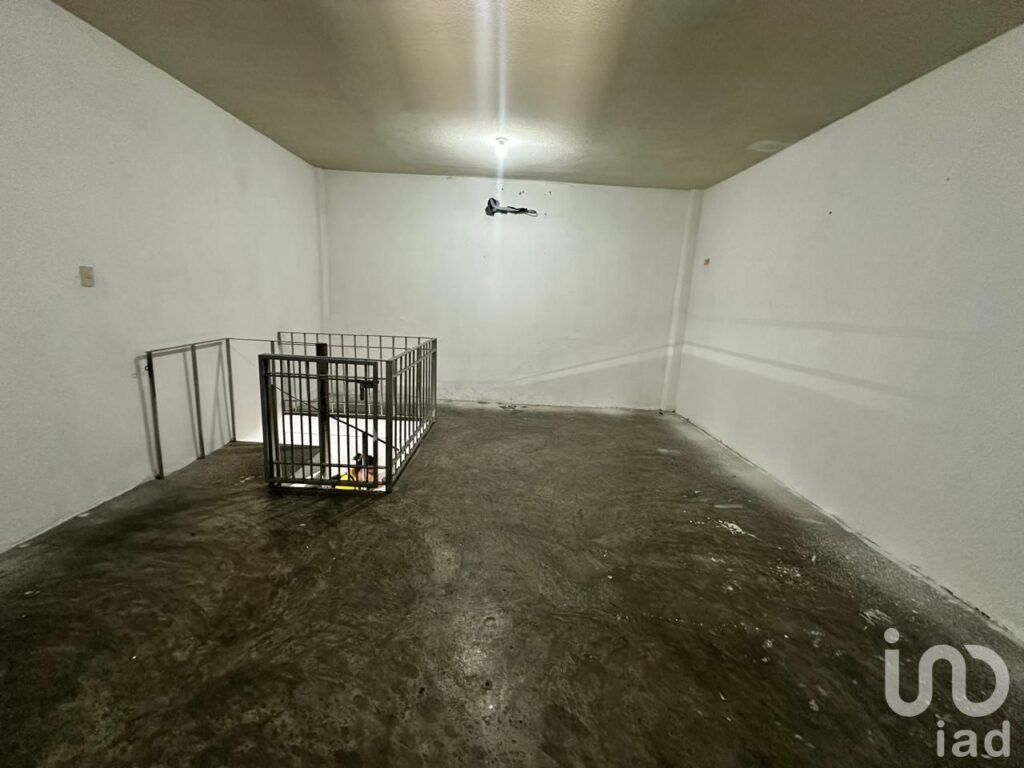 LOCAL EN RENTA EN JARDINES DEL BOSQUE MAZATLAN SINALOA