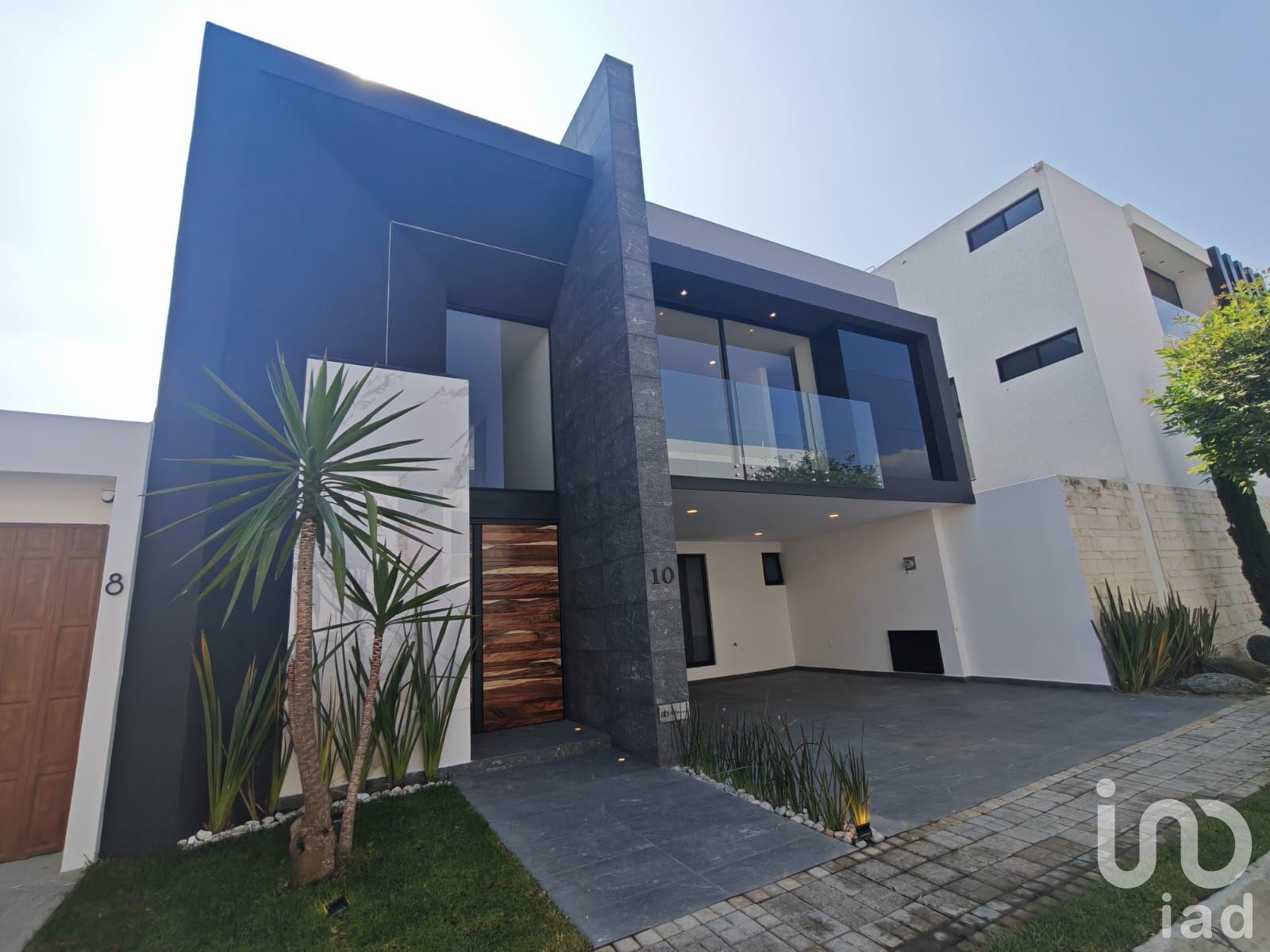 VENTA DE CASA EN LOMAS DE ANGELOPOLIS