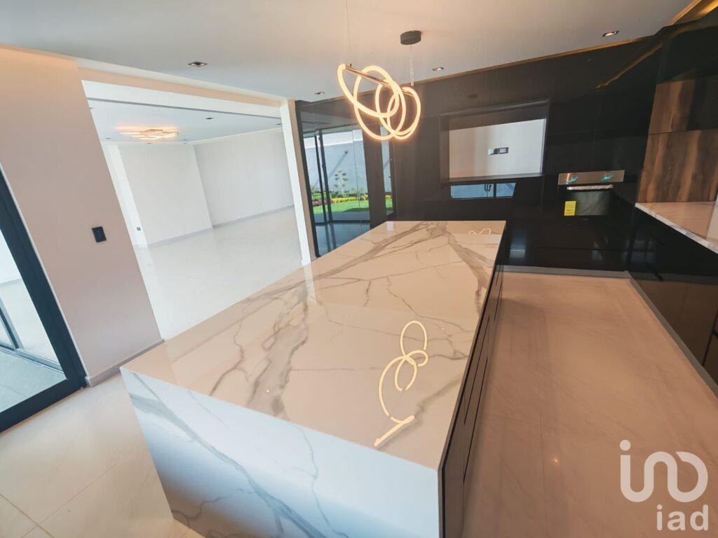 VENTA DE CASA EN LOMAS DE ANGELOPOLIS