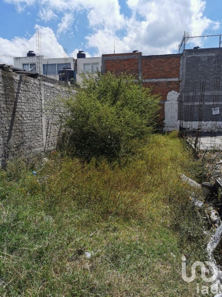 SE VENDE TERRENO EN ISACC ARRIGA POR LAS TIJERAS MORELIA SALIDA A CHARO