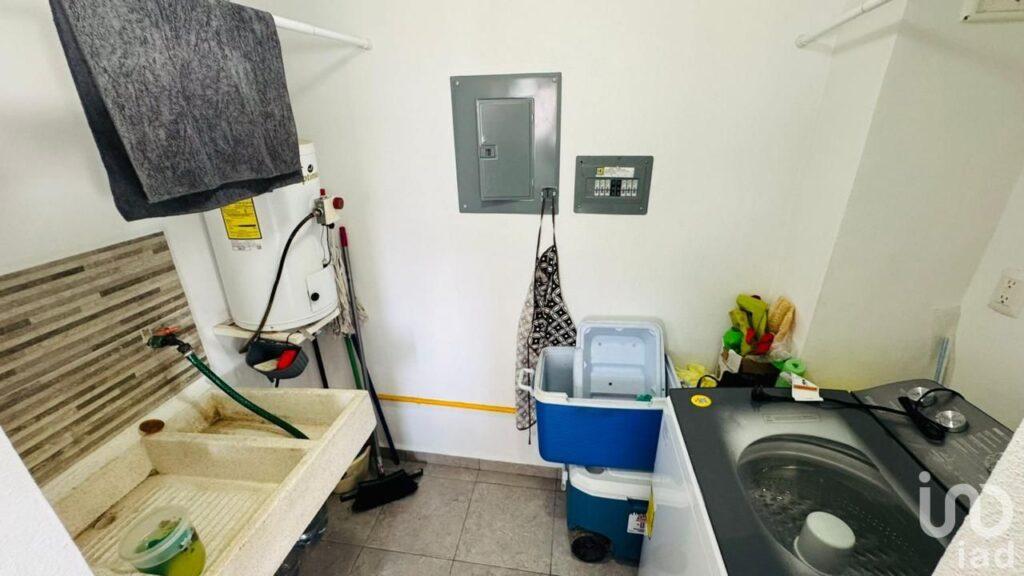 Departamento amueblado y con alberca, residencial banus acapulco