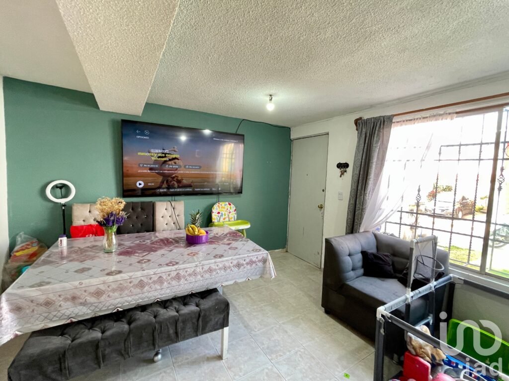 Casa en Venta, Tultitlán Edo Mex., Bien Ubicada Cerca de Escuelas, Áreas recreativas y Comercios