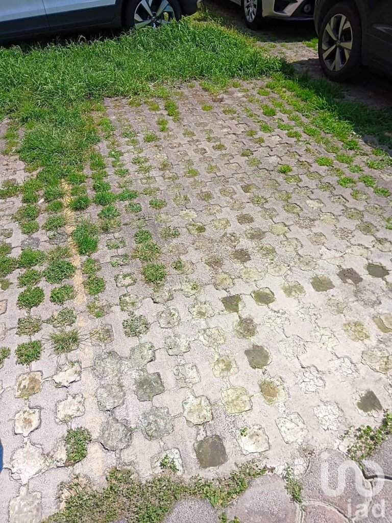 DE ÁRTAMENTO EN RENTA  EN AV. MANUEL SALAZAR 230  EX--HACIENDA EL ROSARIO