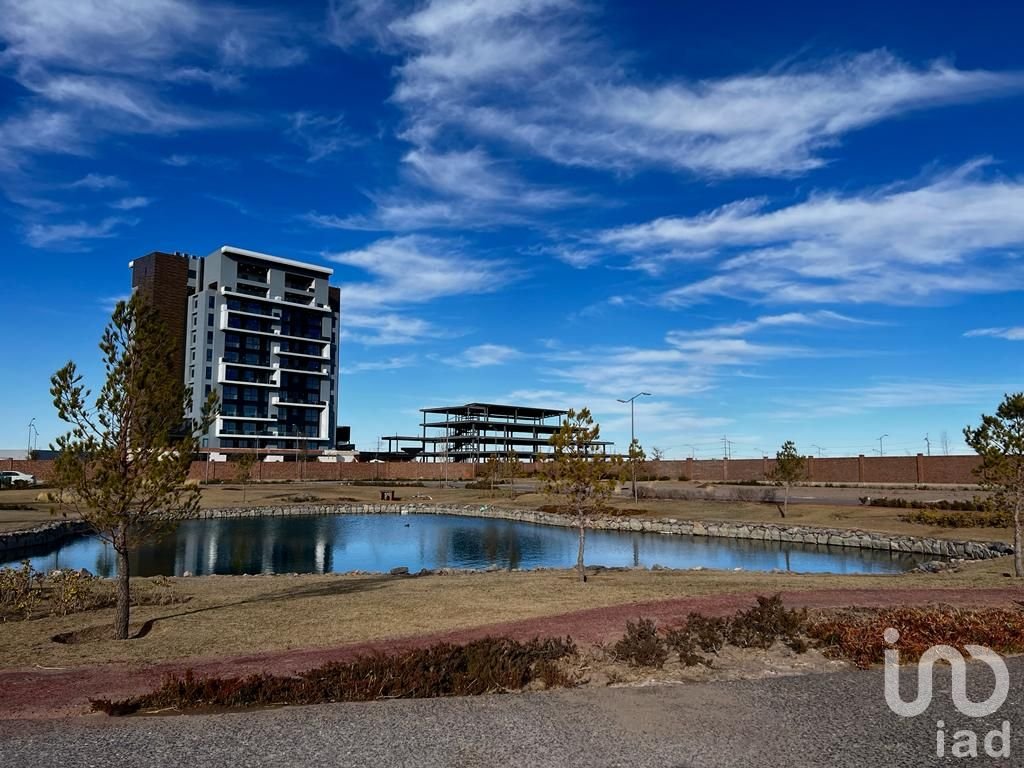 Se vende Lote Residencial frente a lago, construye la casa a tu medida!