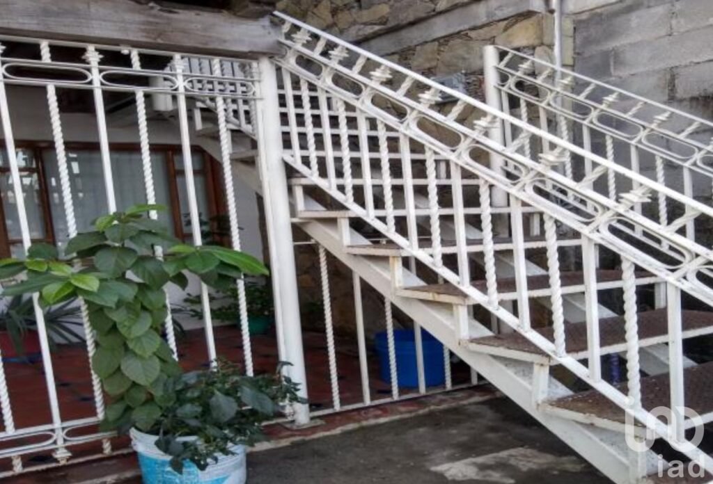 Casa en Venta con espacio para negocio en venta en Guadalupe, Nuevo León