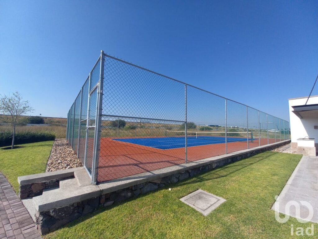 Terreno en venta en Ciudad Maderas Sur 1