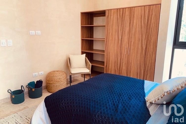 Departamento en venta con 2 recámaras en Tulum, Aldea Zama.