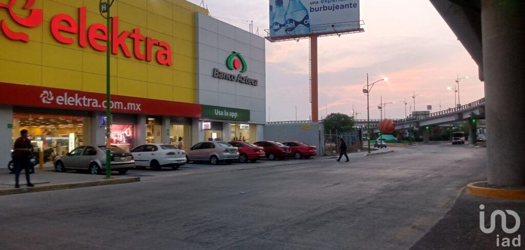 Se renta local comercial en el principal Blvd.de Pachuca, Hidalgo,  " PLAZA ESPACIO 224",.