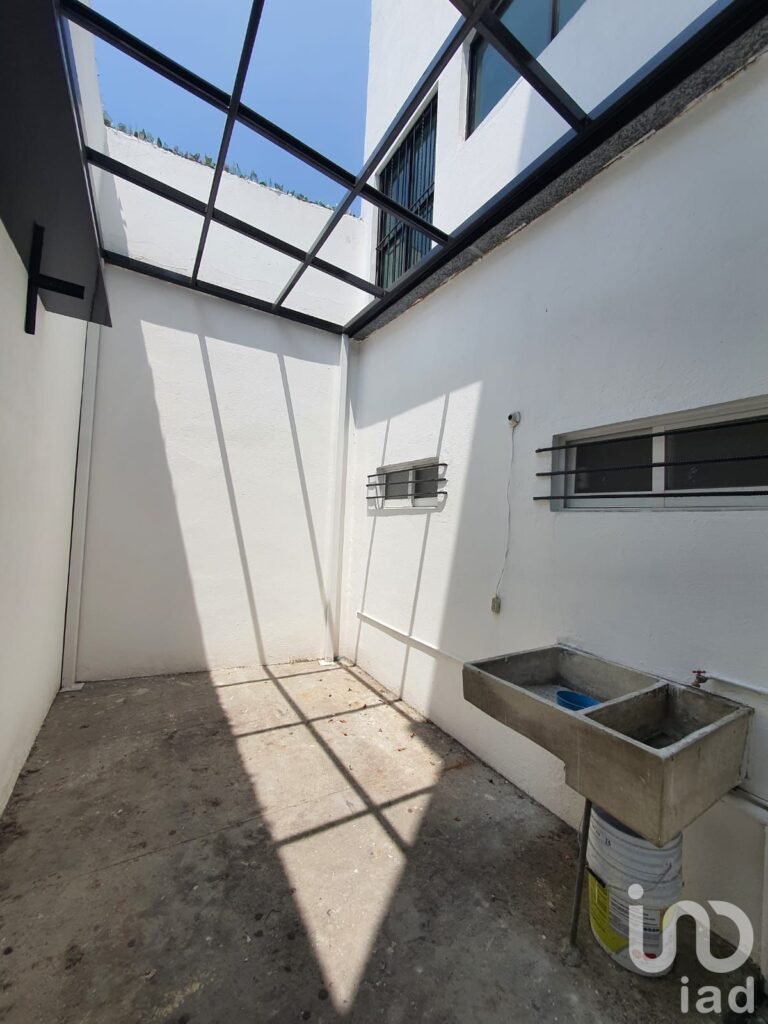 Renta de Edificio para oficinas o comercio en Xalapa, Veracruz.