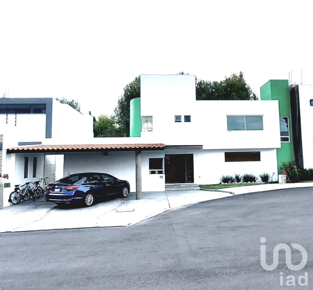 Casa en venta en Colinas del Cimatario Queretaro con recamara en planta baja - 3317e84402f9