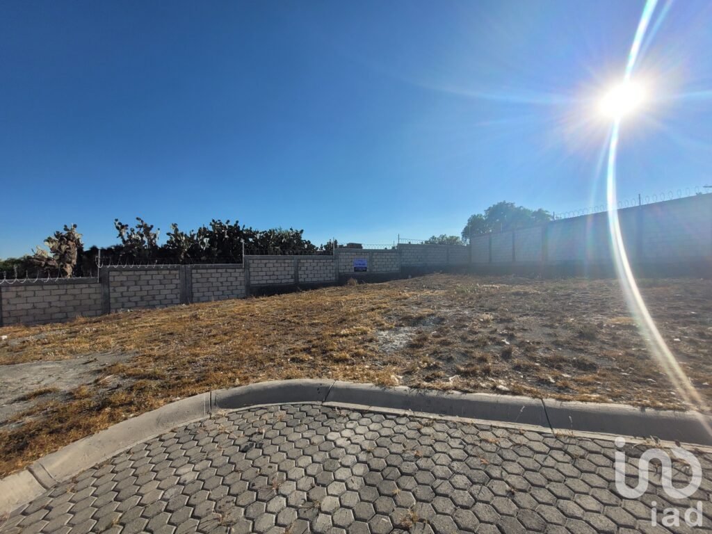 Terreno en la Segunda sección del fraccionamiento Valle del Sol en Pachuca, Hidalgo.