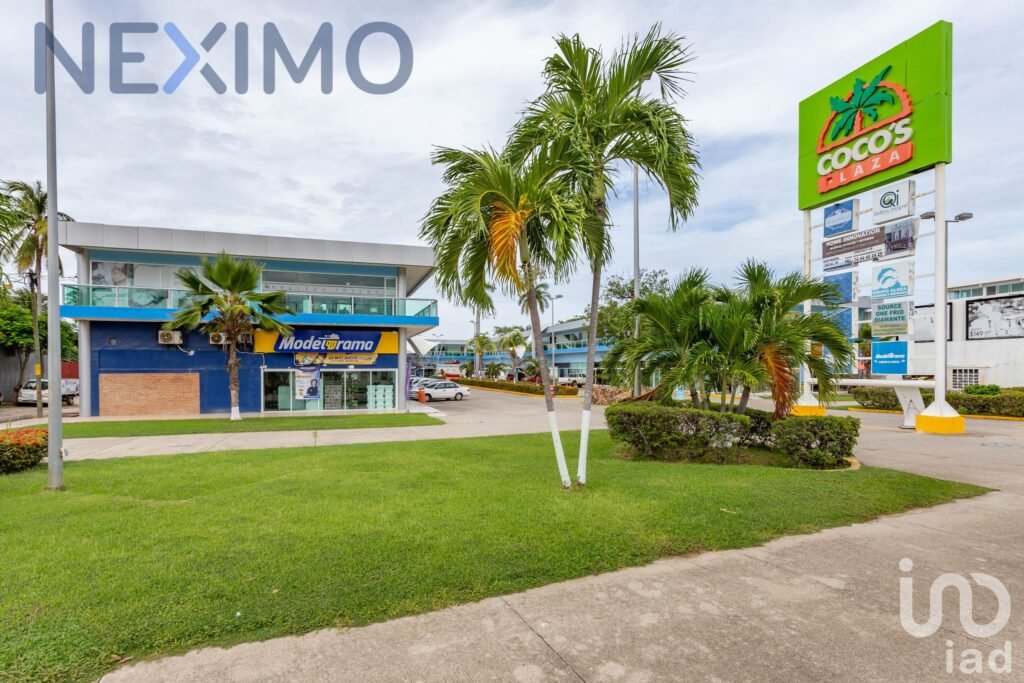 Terreno en Venta privada de Zona Diamante. Acapulco, Guerrero, México.