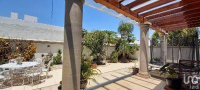 Casa en Venta en Huertas el Carmen, Corregidora, Querétaro.