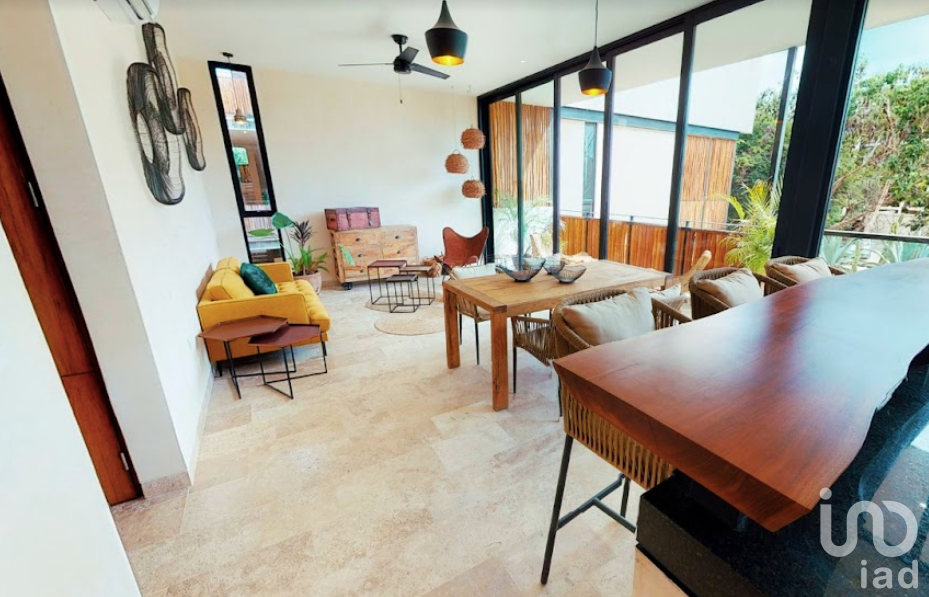 Departamento en venta con 2 recámaras en Tulum, Aldea Zama.