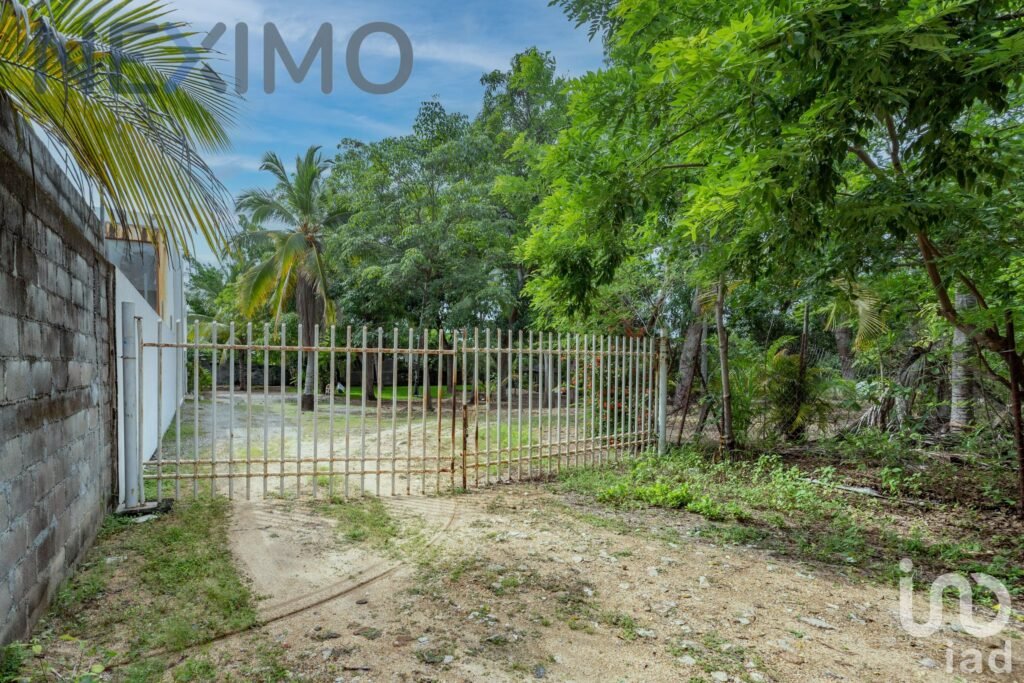 Terreno en Venta privada de Zona Diamante. Acapulco, Guerrero, México.