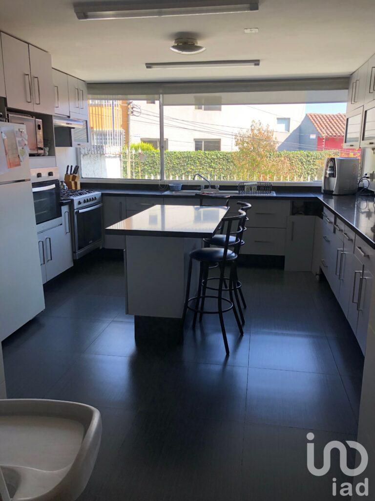 Casa en Venta en Lomas de Tecamachalco, Naucalpan, Mexico