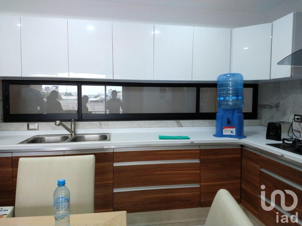 Se renta departamento amueblado de 2 recamaras en Santa Julia, Pachuca, Hidalgo-