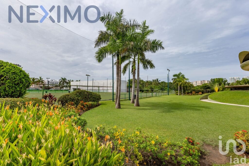 Terreno en Venta privada de Zona Diamante. Acapulco, Guerrero, México.