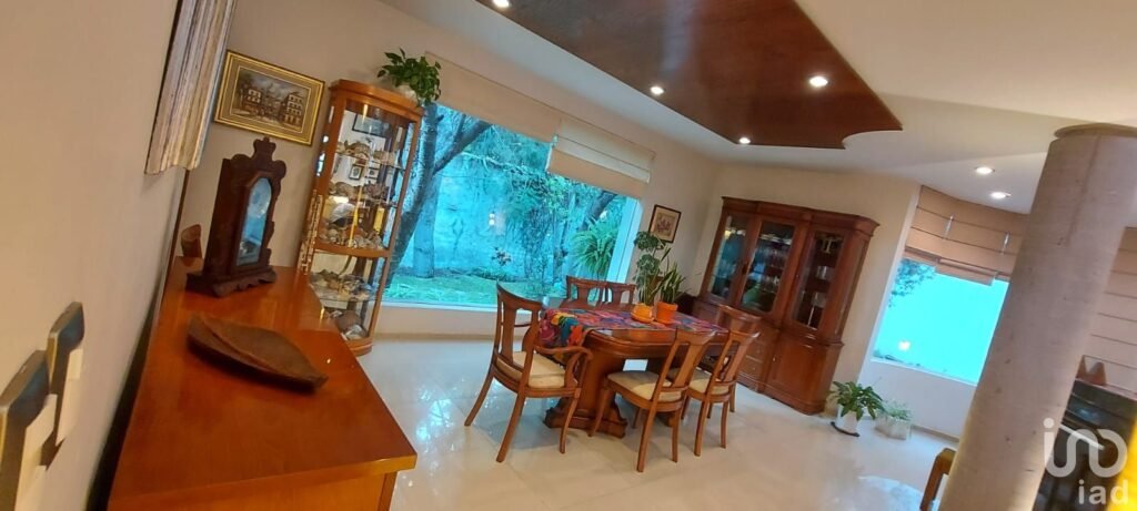 Casa en venta en Colinas del Cimatario Queretaro con recamara en planta baja