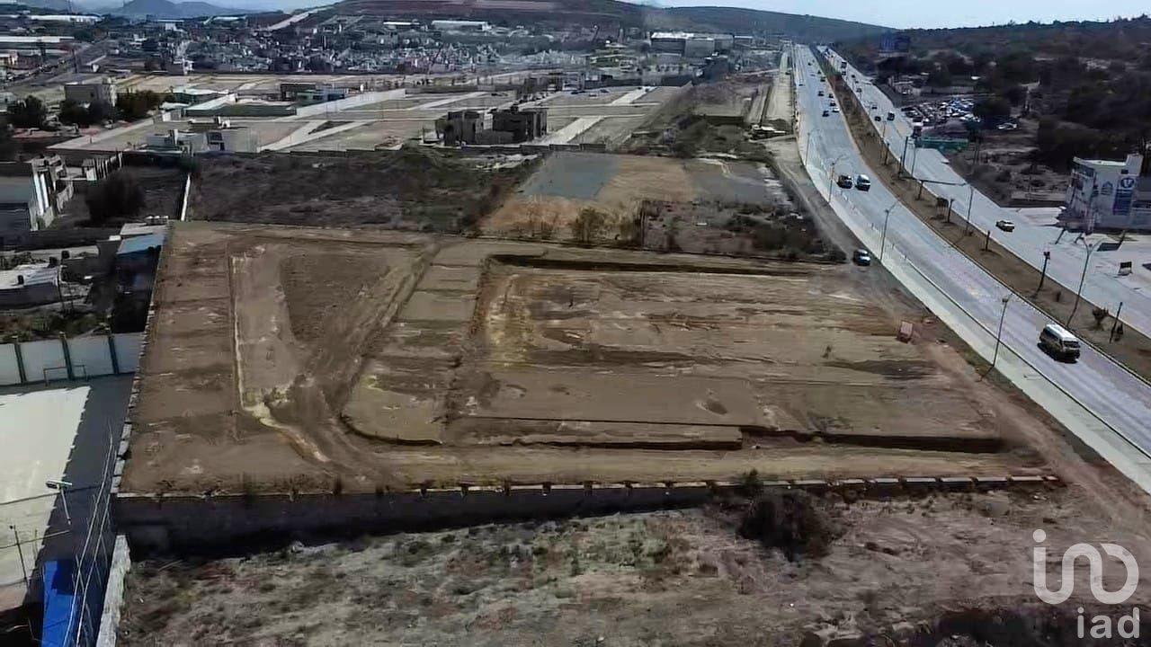 Se vende terreno comercial sobre Boulevard Colosio, en Mineral de la Reforma, Hidalgo.