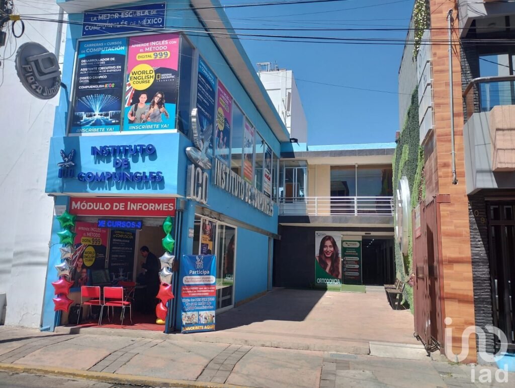 SE RENTA LOCAL COMERCIAL. PLAZA  JUÁREZ, TULANCINGO, HGO.